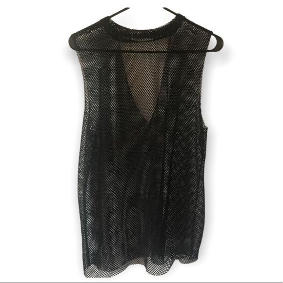 3/$15 Gaze usa black sleeveless sheer net top - Picture 1 of 6